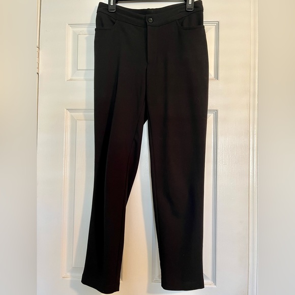 Amour Vert Graziella Woven Spandex Pant. Size XS. Black. - Picture 6 of 10